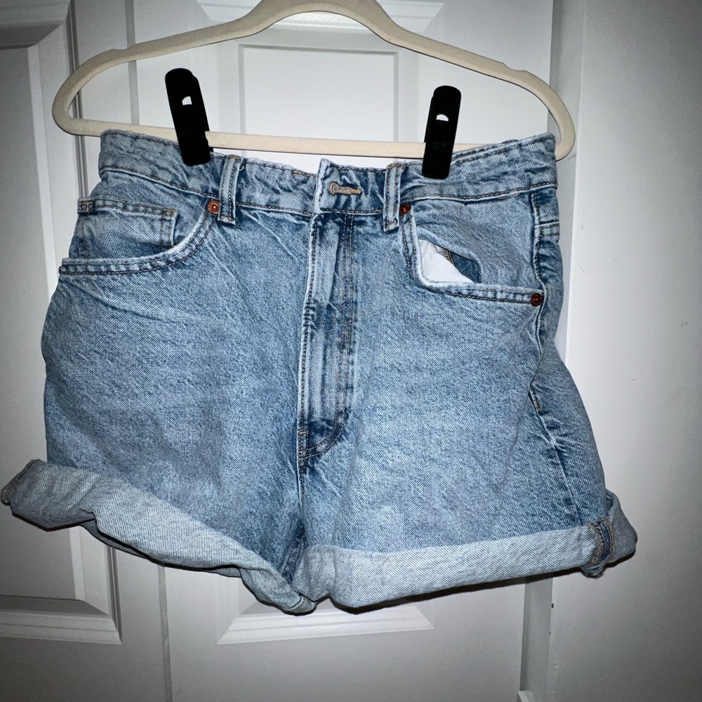 Zara Denim Blue Jean Shorts - Picture 4 of 4